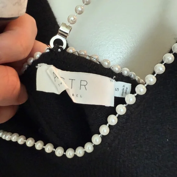 ASTR the label Women's Melissa Sweater - Picture 3 of 3